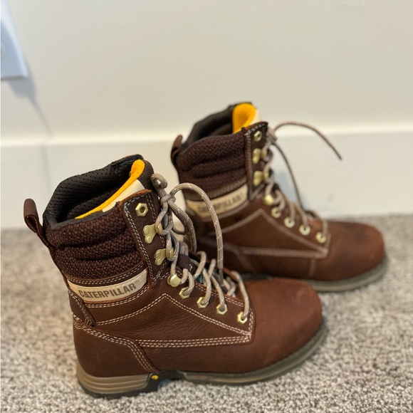 Caterpillar Women’s clover 8” ST CSA Safety boot - Picture 3 of 7